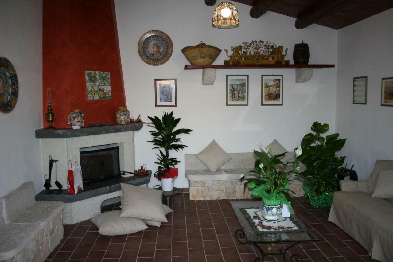 Serravalle Relais & Country Villa With Private Pool - Esclusive Use Кьярамонте-Гульфи Экстерьер фото